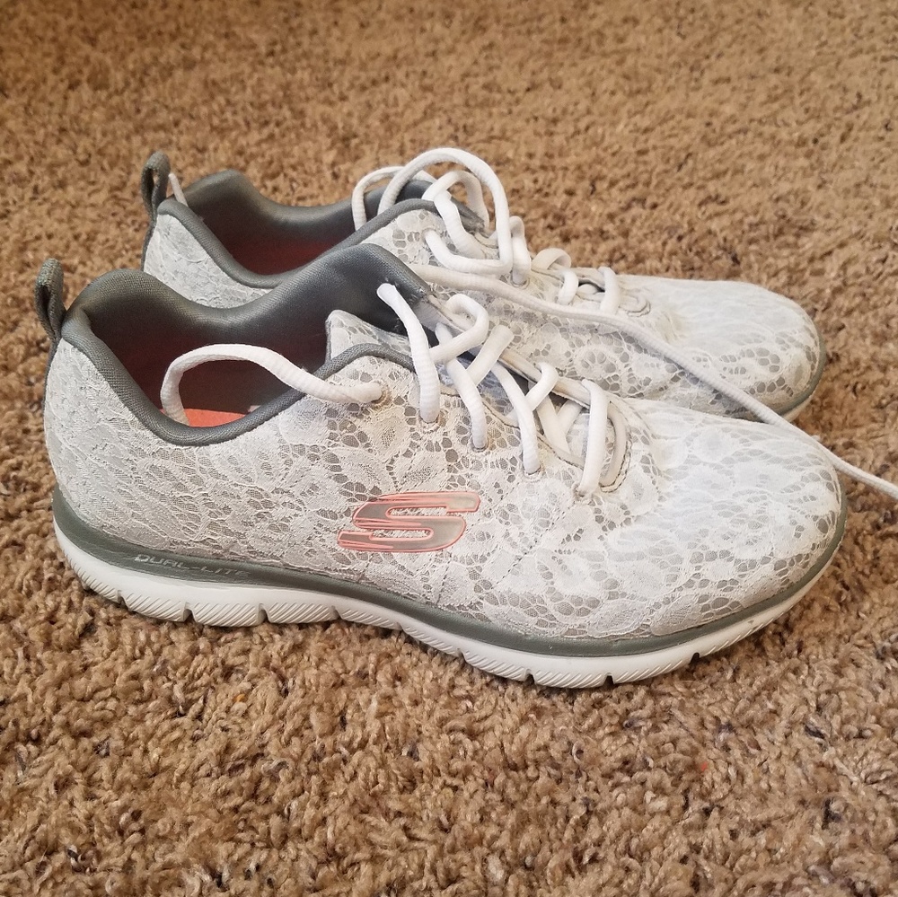 Lace Design Sketchers Sneakers